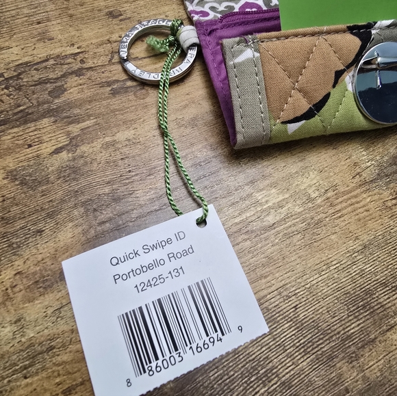 New Vera Bradley Multicolor Quilted Women's Wallet - Picture 9 of 12